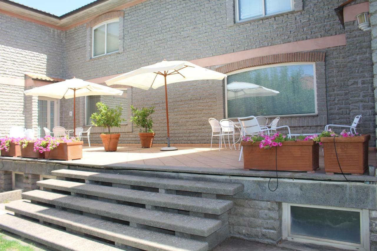 La Casa Di Sofia - Casa Vacanza Monterosi Bagian luar foto