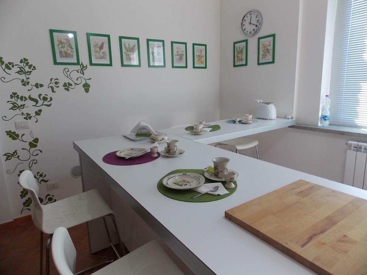 La Casa Di Sofia - Casa Vacanza Monterosi Bagian luar foto