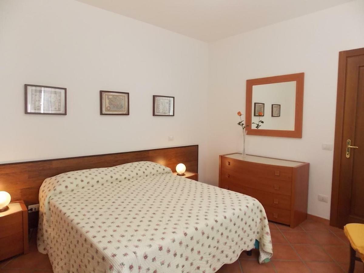 La Casa Di Sofia - Casa Vacanza Monterosi Bagian luar foto