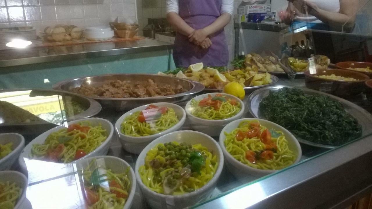 La Casa Di Sofia - Casa Vacanza Monterosi Bagian luar foto